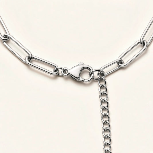 Denoon London paperclip chain bracelet, silver-tone, clasp and extender close-up