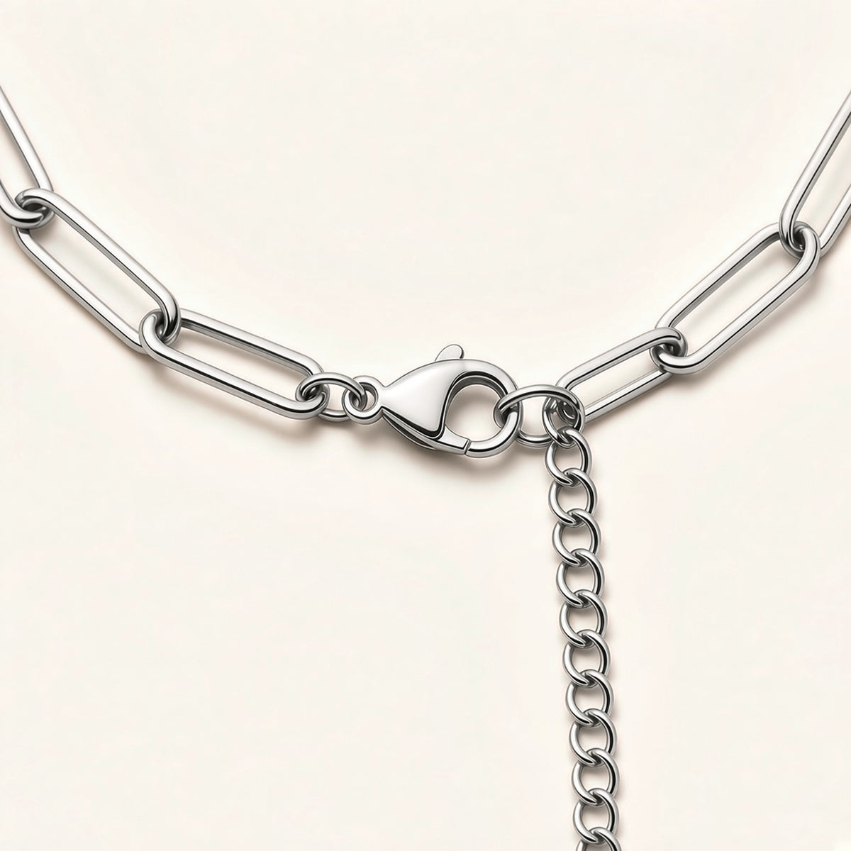 Denoon London paperclip chain bracelet, silver-tone, clasp and extender close-up